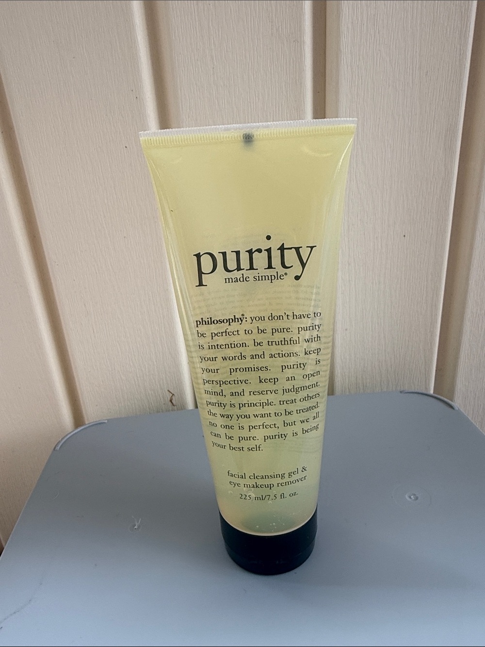 Philosophy Purity Made Simple Facial Cleansing Gel - Light Yellow